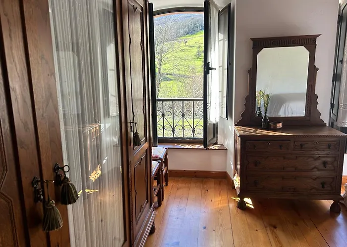 Casa Caiceda * Poo (Cabrales)